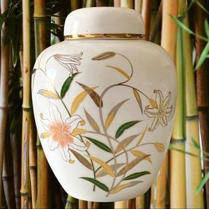 Vintage Otagiri porcelain ginger jar